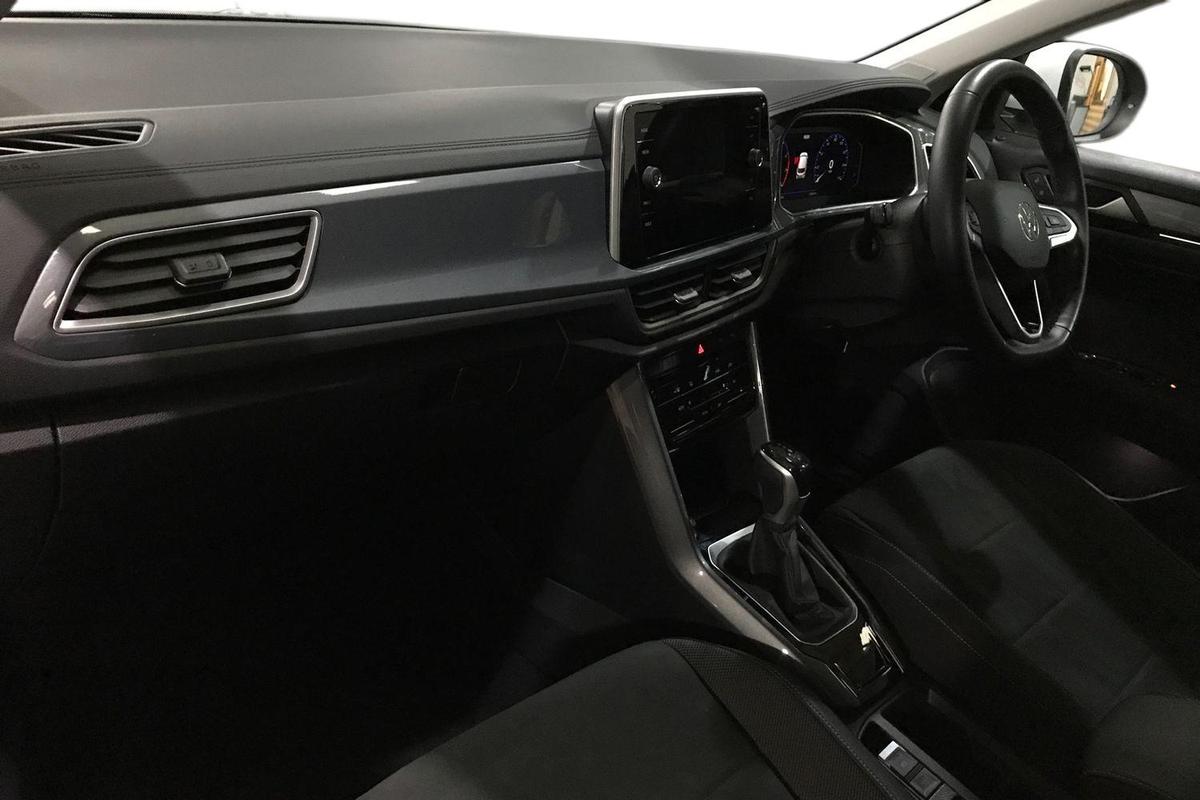 Used Volkswagen T-Roc 2022 for sale - 77542287: Photo 2