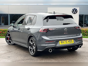Used Volkswagen Golf 2025 for sale - 78070784: Photo