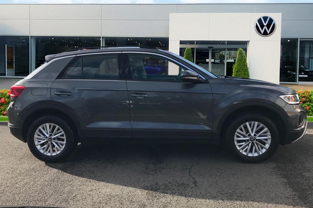 Used Volkswagen T-Roc 2022 for sale - 77542271: Photo 4