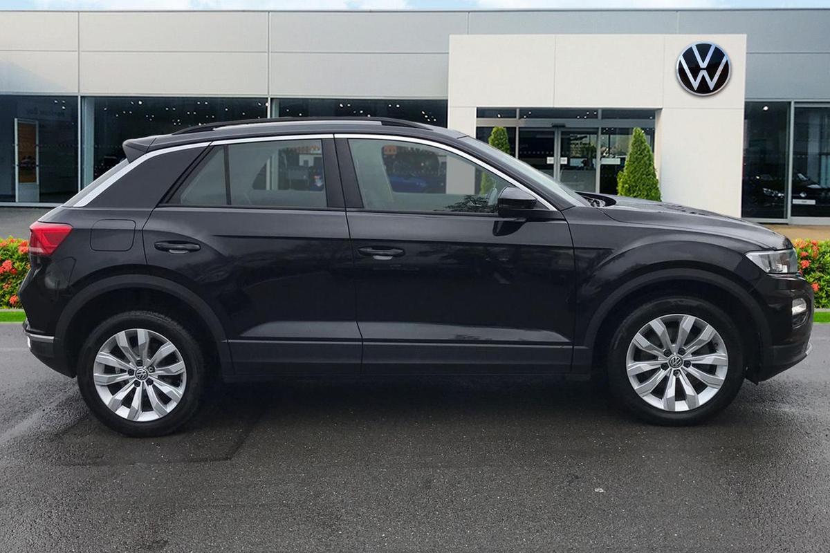 Used Volkswagen T-Roc 2018 for sale - 77542256: Photo 4