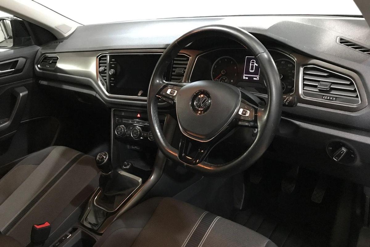 Used Volkswagen T-Roc 2018 for sale - 77542256: Photo 6