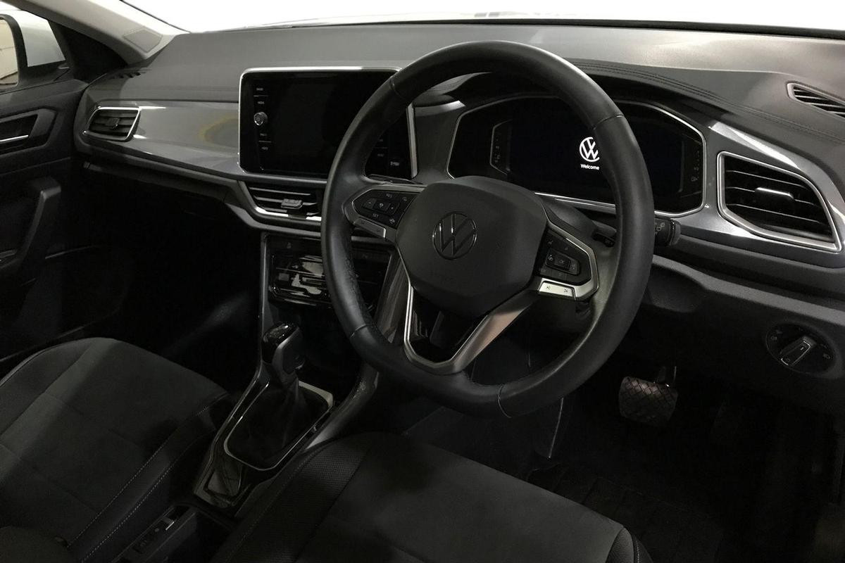 Used Volkswagen T-Roc 2022 for sale - 77413649: Photo 6