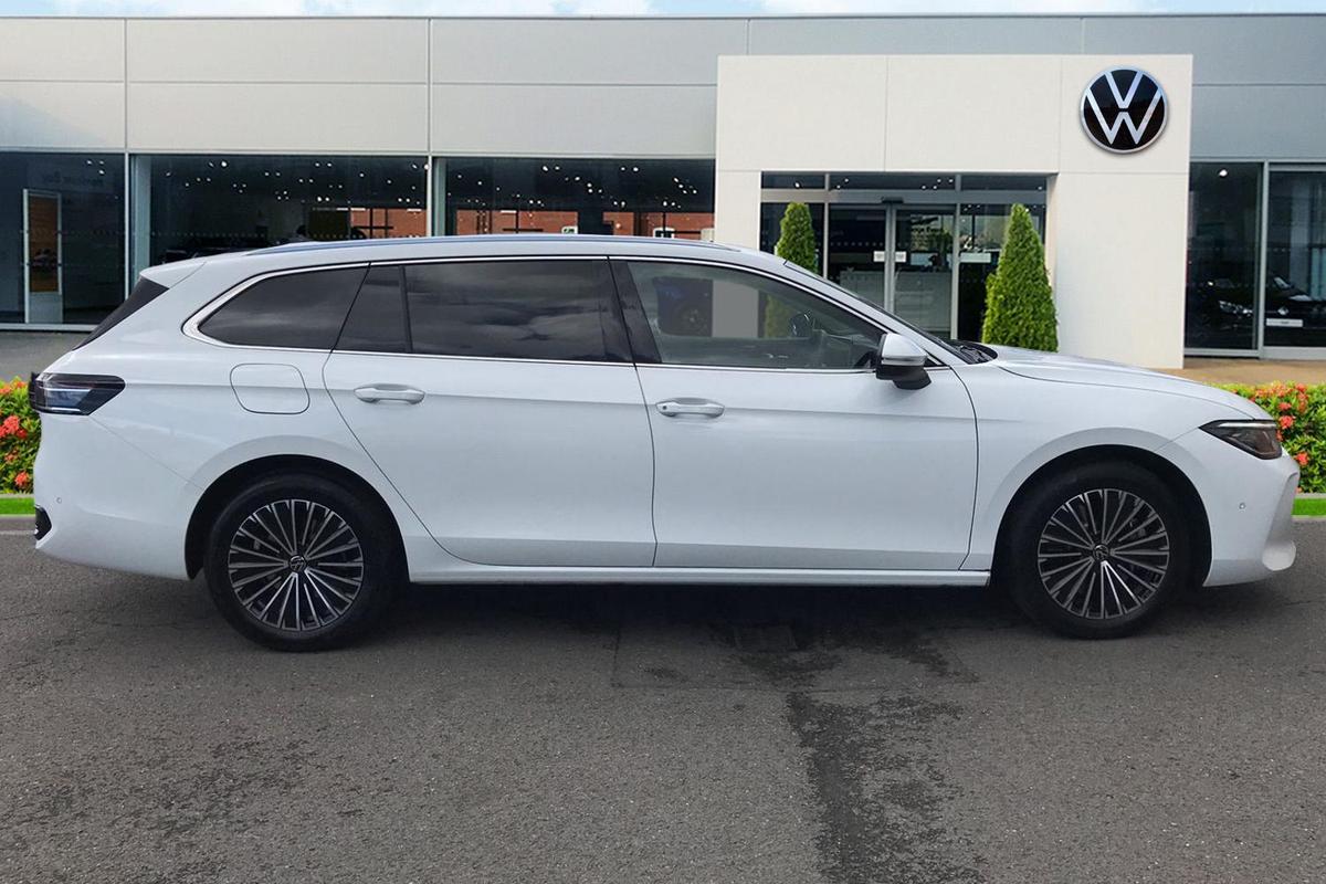 Used Volkswagen Passat 2024 for sale - 76677198: Photo 4