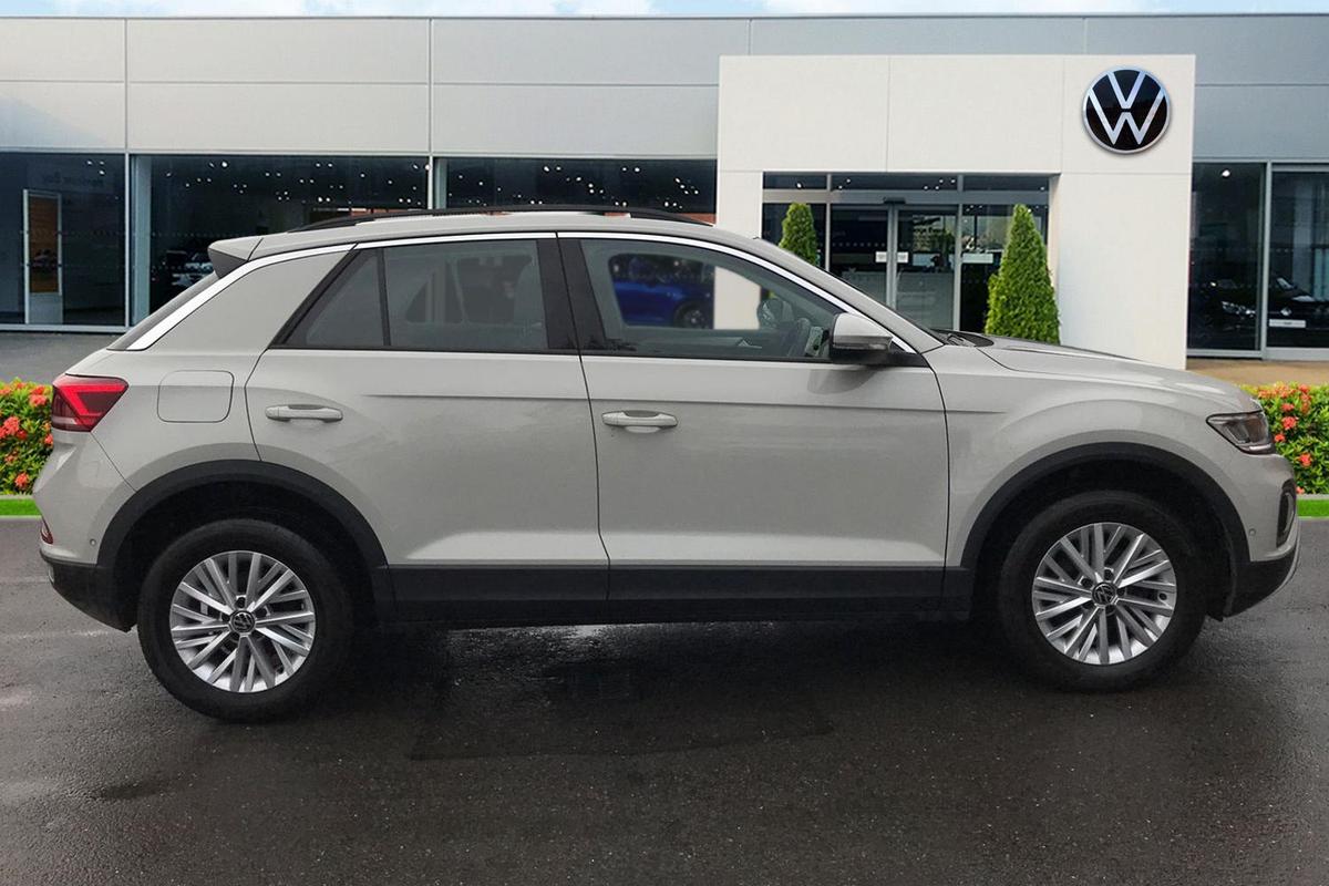 Used Volkswagen T-Roc 2022 for sale - 77413653: Photo 4