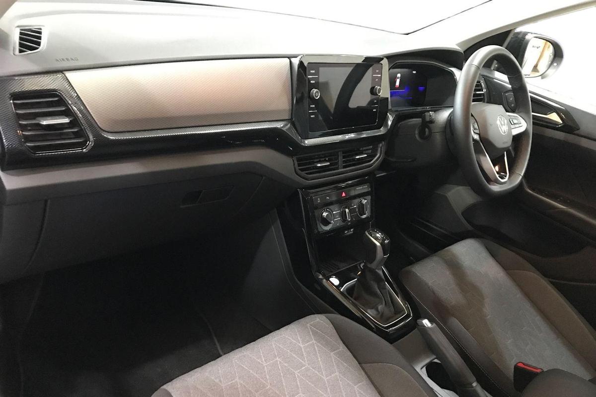 Used Volkswagen T-Cross 2025 for sale - 77189457: Photo 2