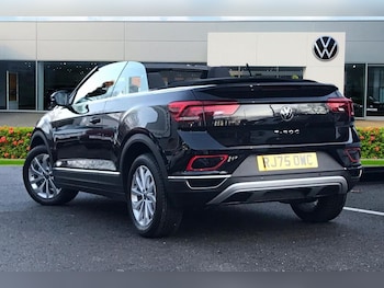 Used Volkswagen T-Roc 2025 for sale - 77032517: Photo
