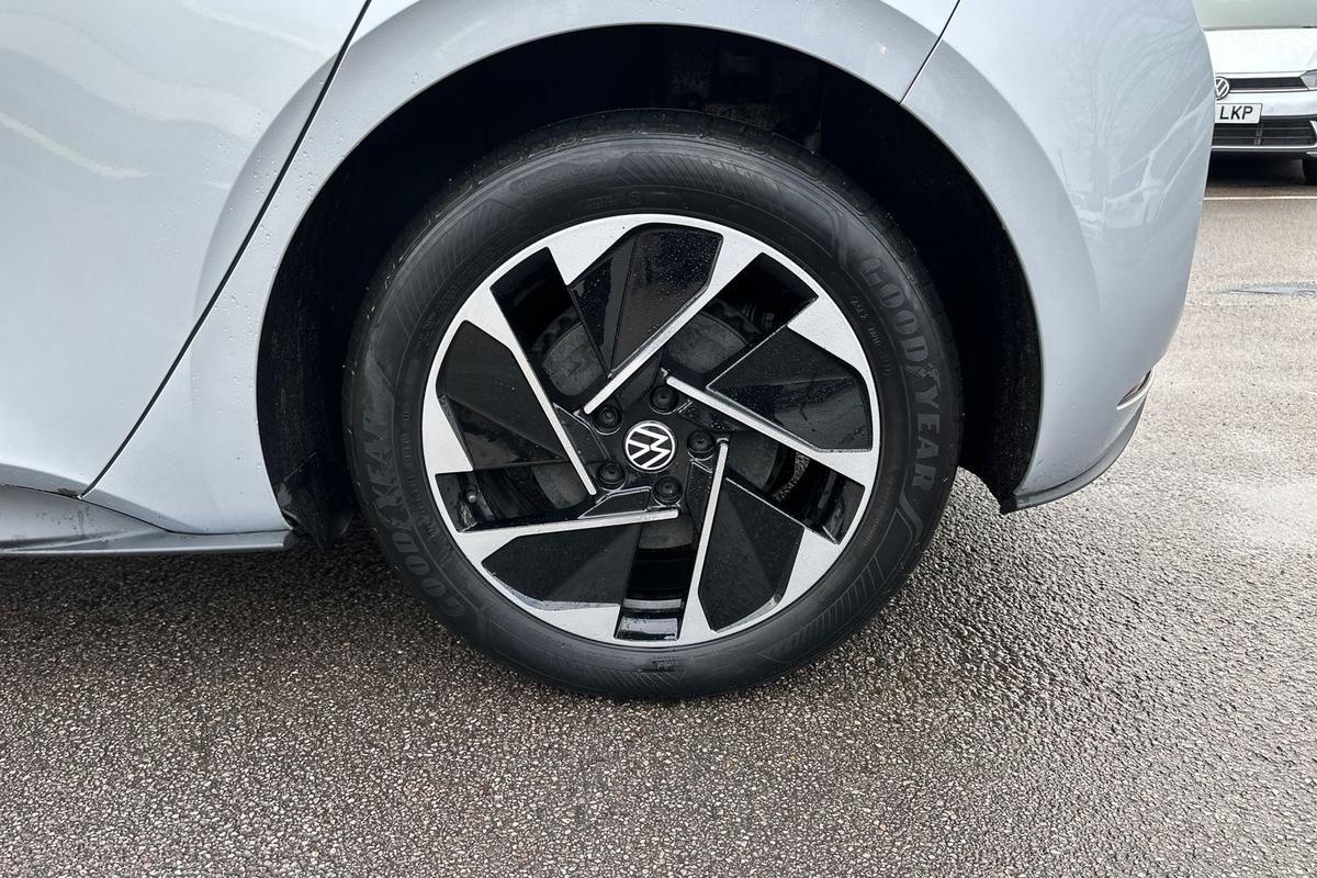 Used Volkswagen ID.3 2022 for sale - 77846558: Photo 5