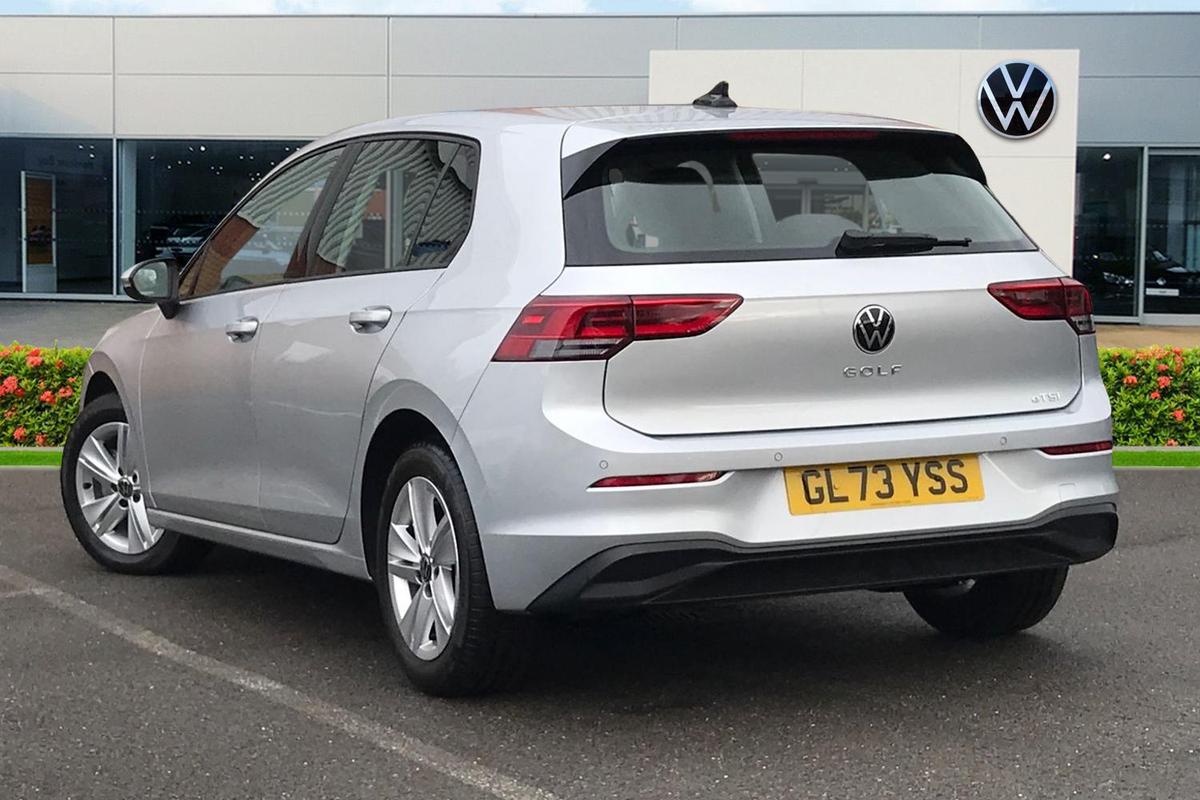 Used Volkswagen Golf 2023 for sale - 76676077: Photo 3