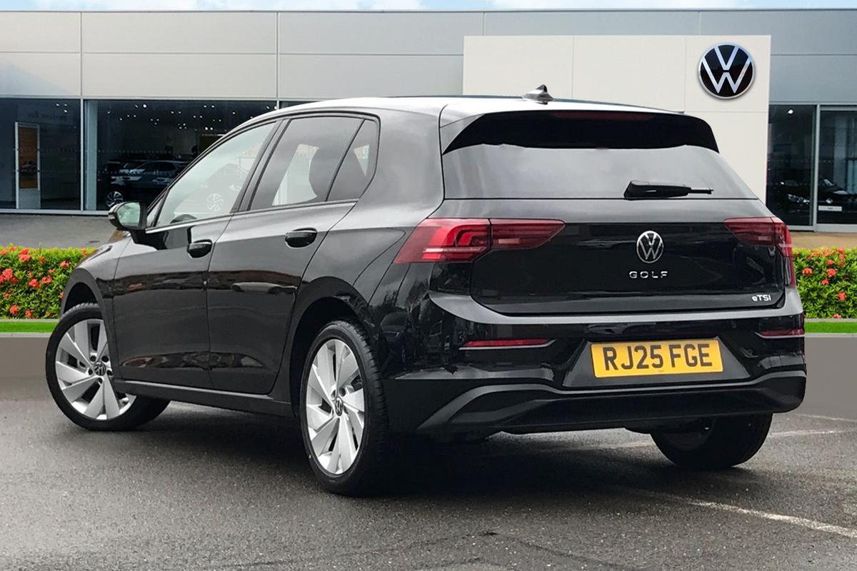 Used Volkswagen Golf 2025 for sale - 76678952: Photo 3