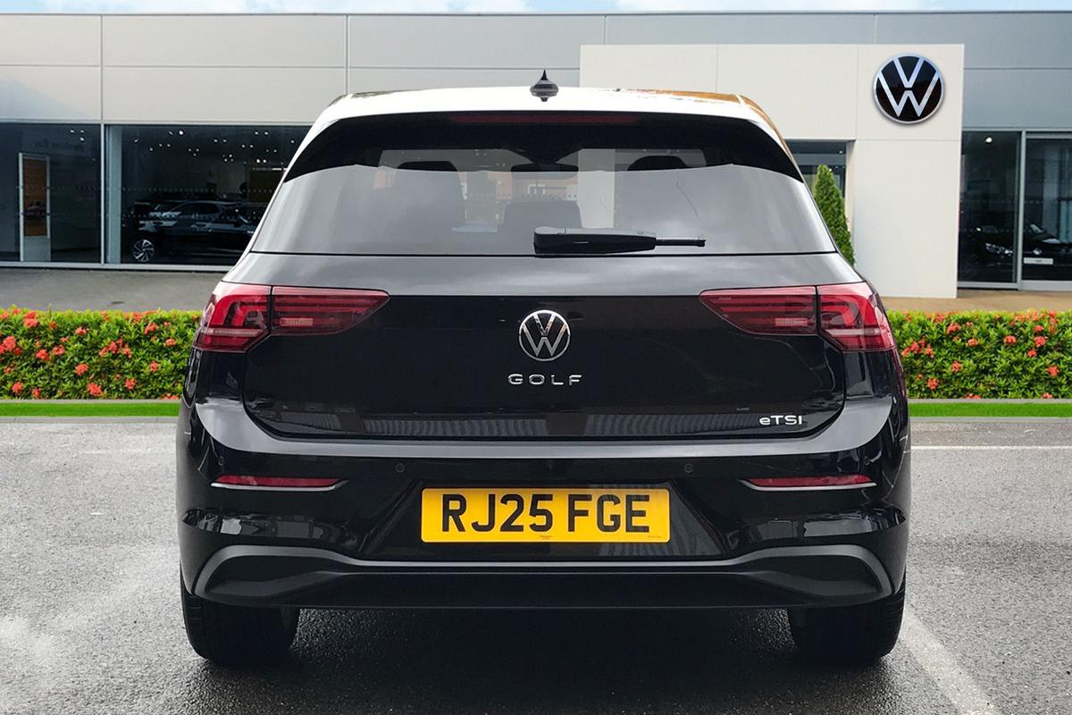 Used Volkswagen Golf 2025 for sale - 76678952: Photo 7