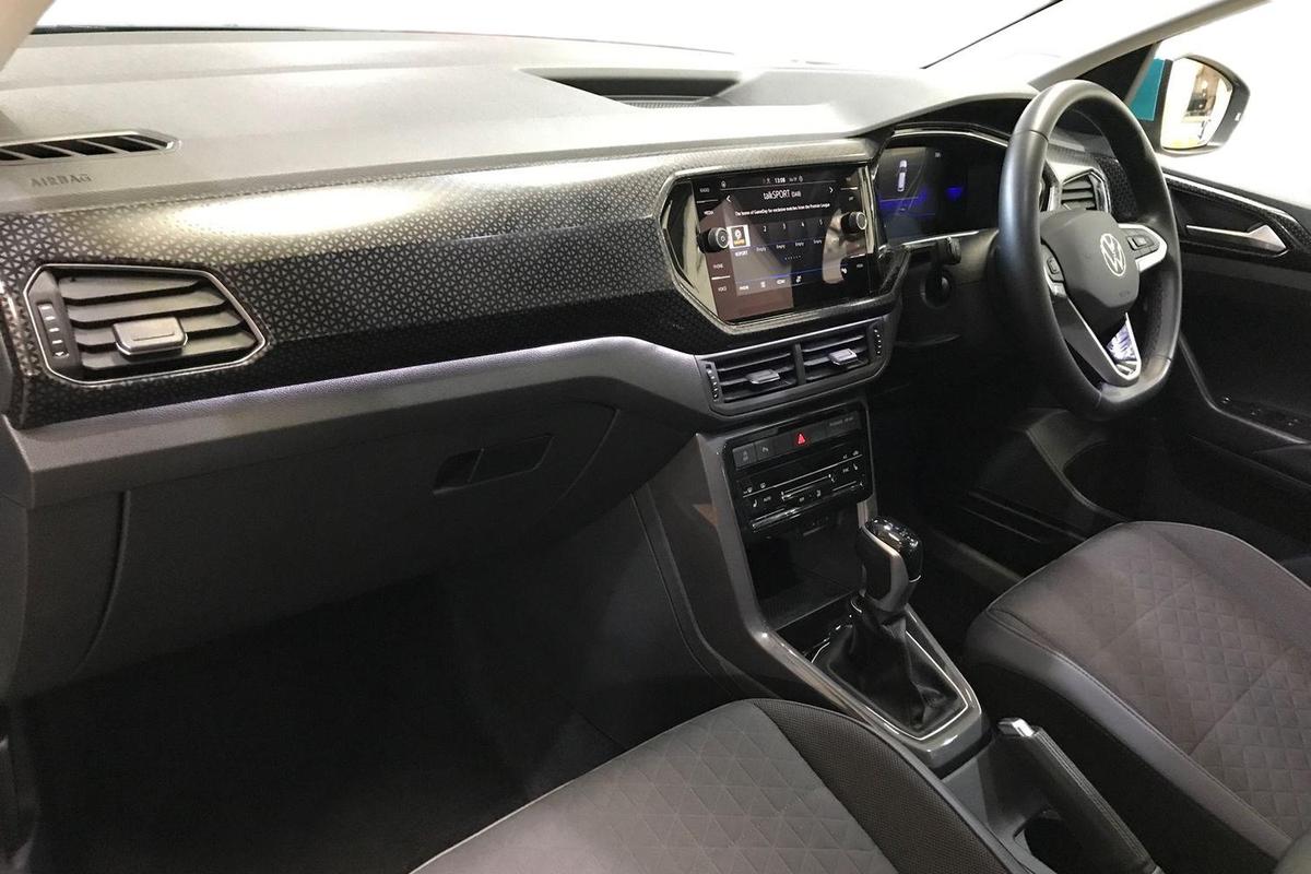 Used Volkswagen T-Cross 2023 for sale - 76675842: Photo 2