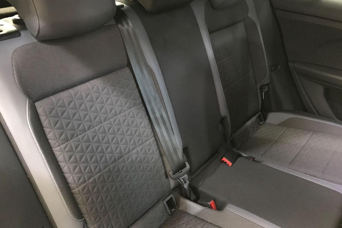 Used Volkswagen T-Cross 2023 for sale - 76675842: Photo 9