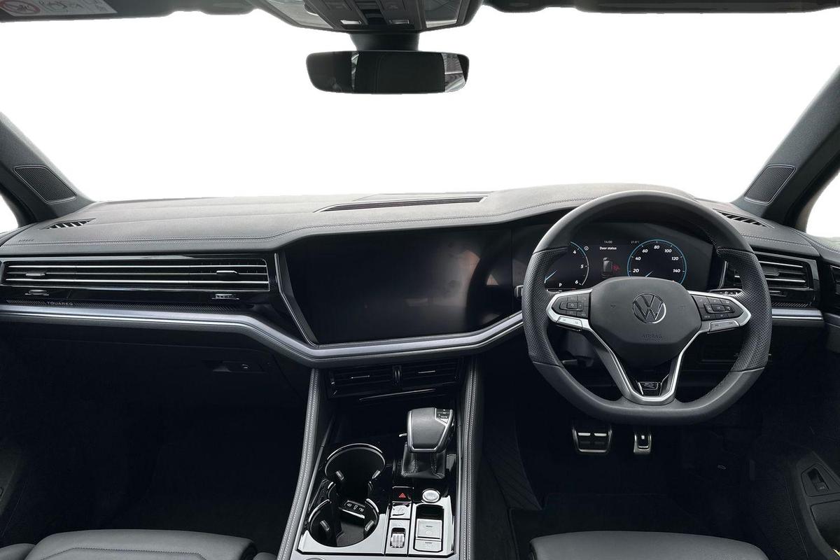 Used Volkswagen Touareg 2025 for sale - 76680568: Photo 10