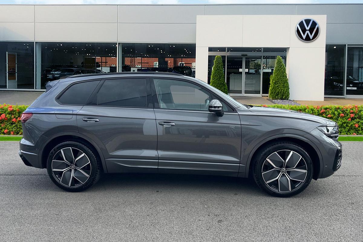 Used Volkswagen Touareg 2025 for sale - 76680568: Photo 4