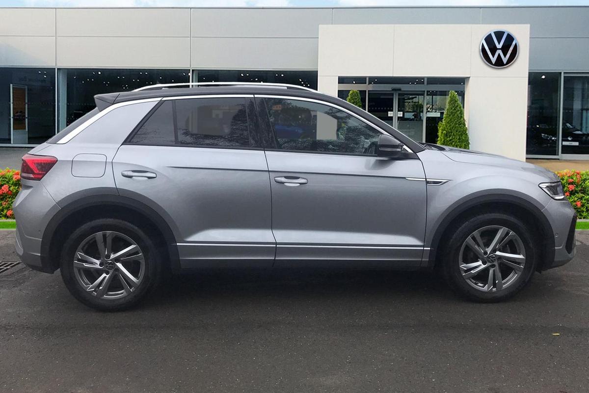 Used Volkswagen T-Roc 2023 for sale - 77542310: Photo 4