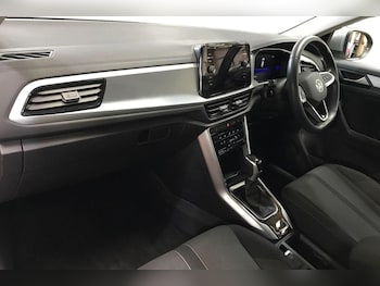 Used Volkswagen T-Roc 2022 for sale - 78298689: Photo