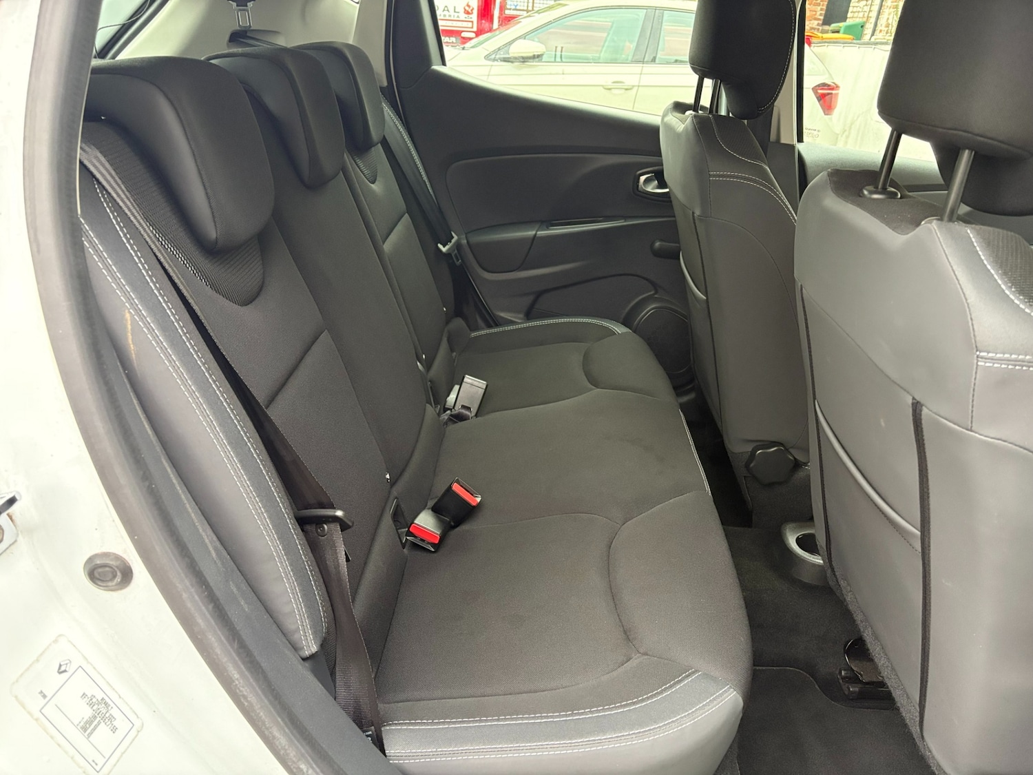 Used Renault Clio 2017 for sale - 77085137: Photo 10