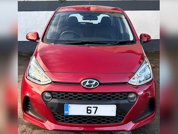 Used Hyundai i10 2017 for sale - 76532540: Photo