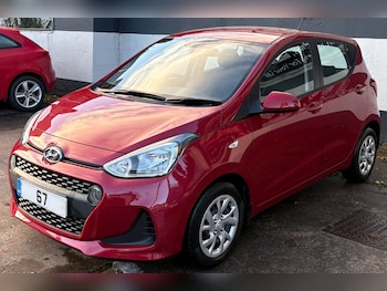 Used Hyundai i10 2017 for sale - 76532540: Photo