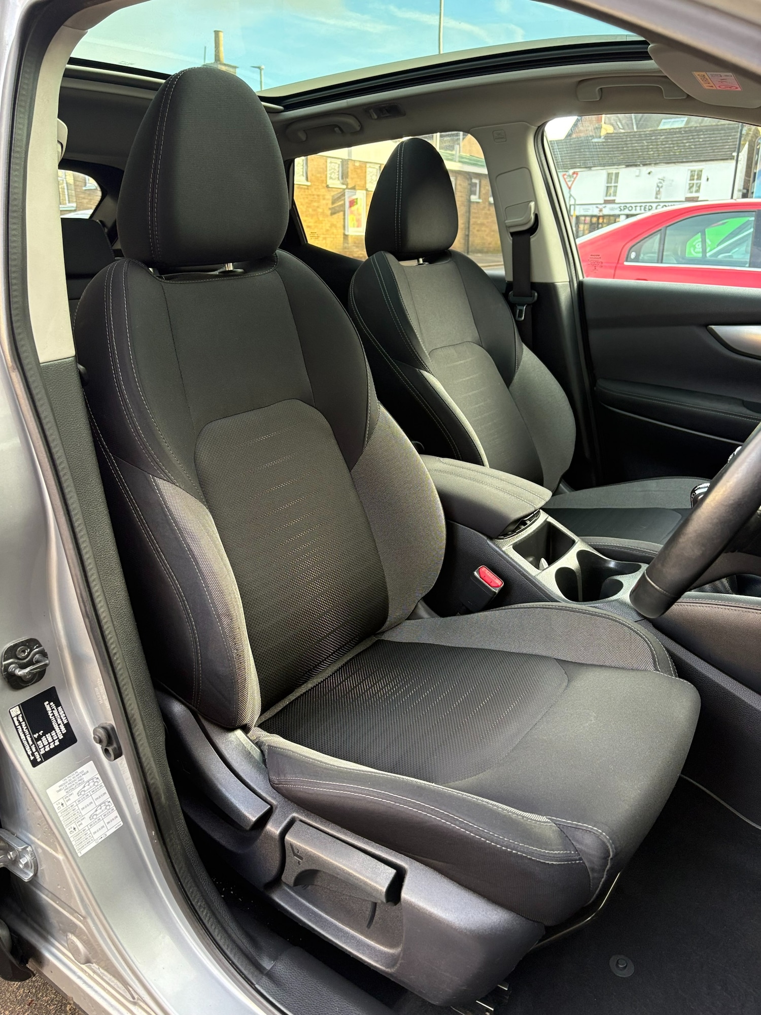 Used Nissan Qashqai 2017 for sale - 77245116: Photo 11