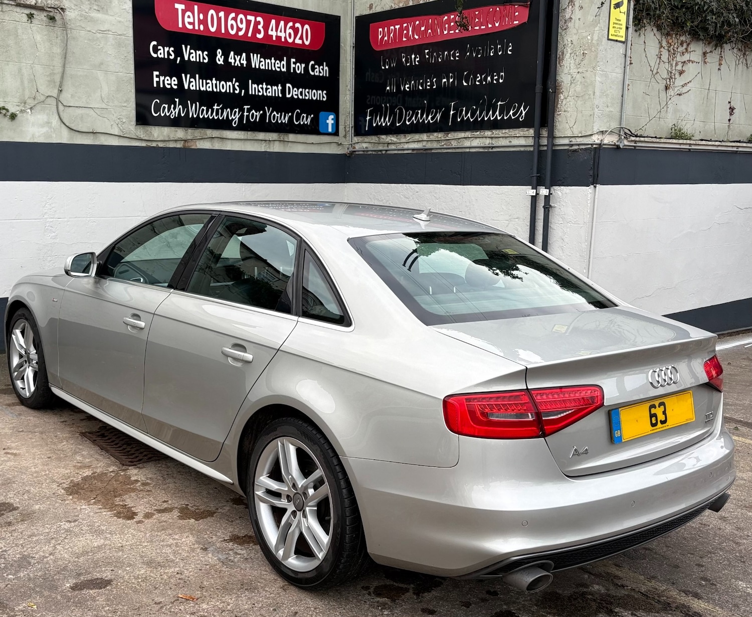 Used Audi A4 2013 for sale - 76709812: Photo 4