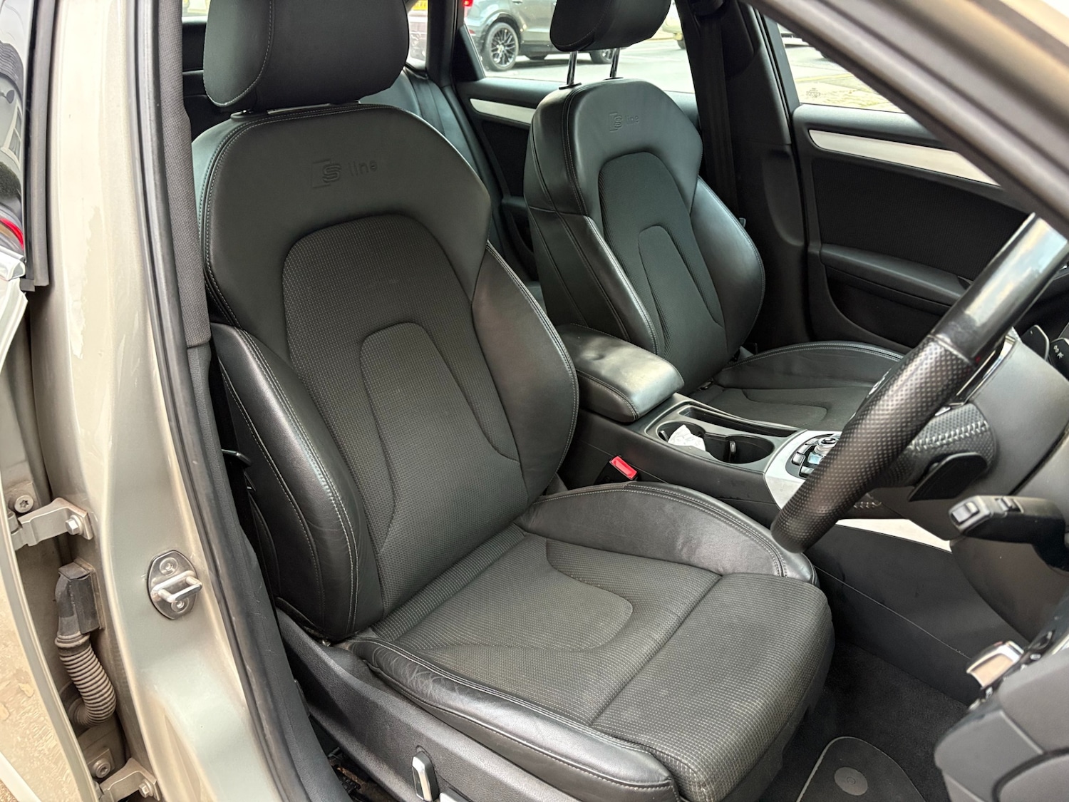 Used Audi A4 2013 for sale - 76709812: Photo 7