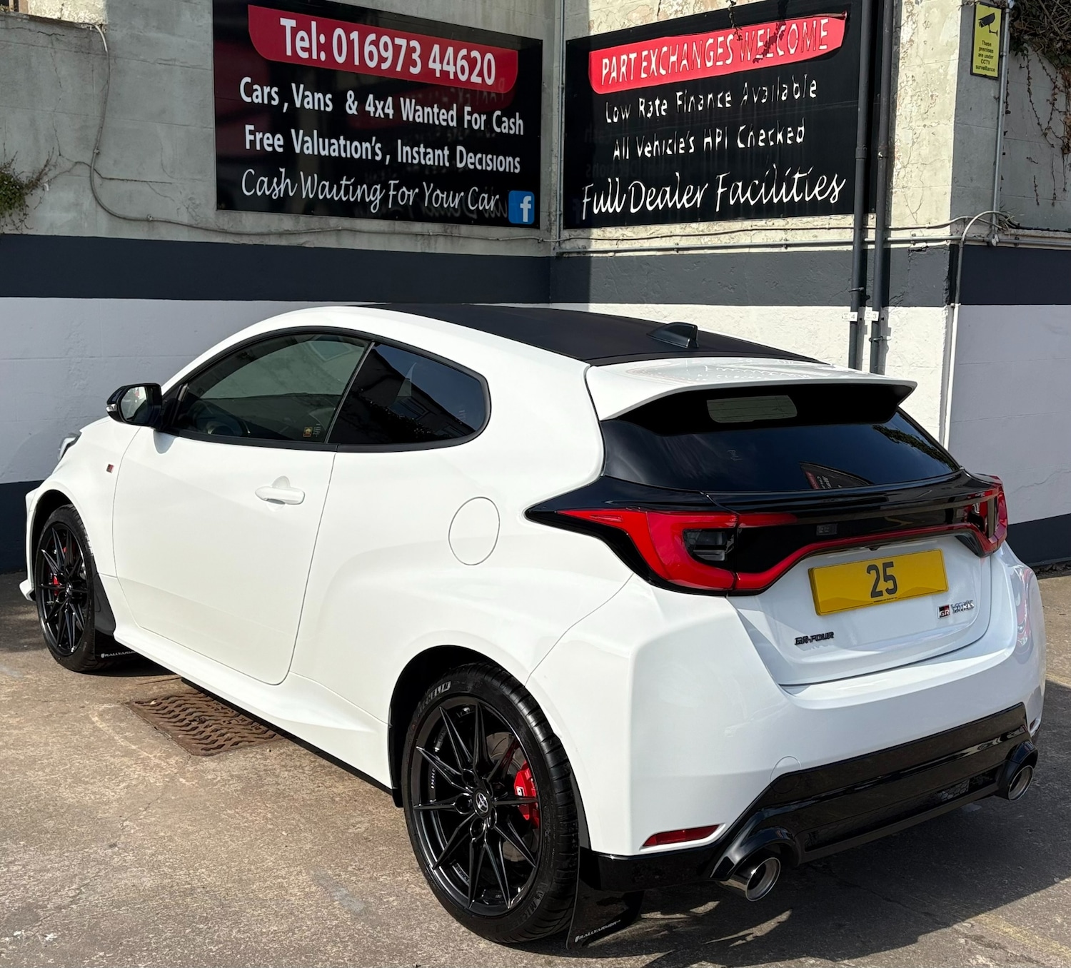 Used Toyota Yaris 2025 for sale - 77061304: Photo 5