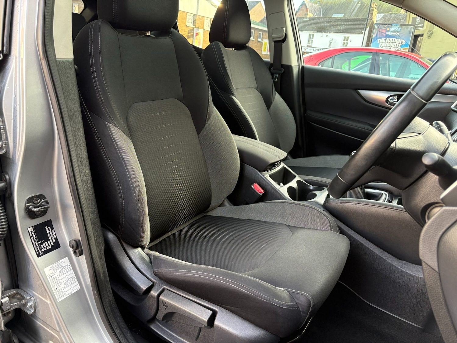 Used Nissan Qashqai 2017 for sale - 77234238: Photo 10