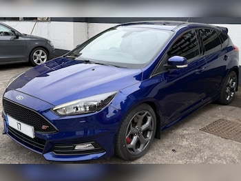 Used Ford Focus 2017 for sale - 79329735: Photo