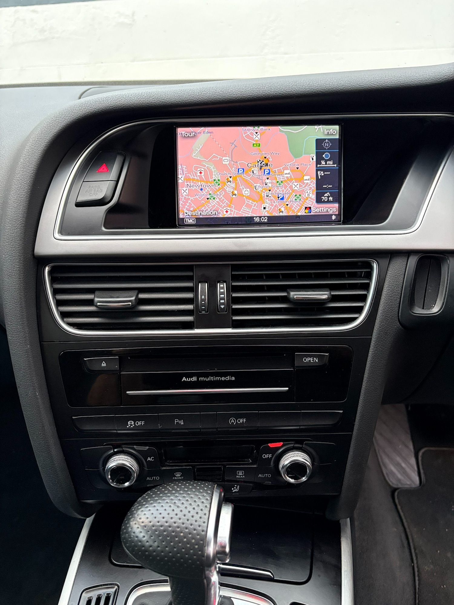 Used Audi A4 2013 for sale - 76748927: Photo 9