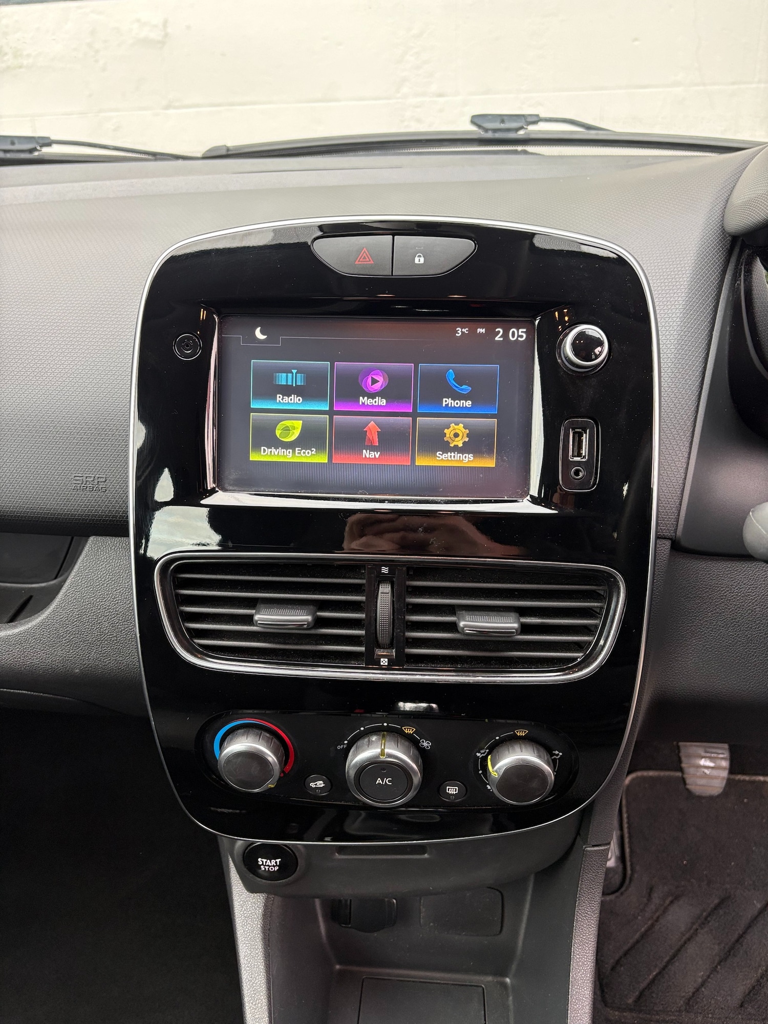 Used Renault Clio 2017 for sale - 77052976: Photo 12