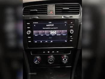 Used Volkswagen Golf 2018 for sale - 78073524: Photo