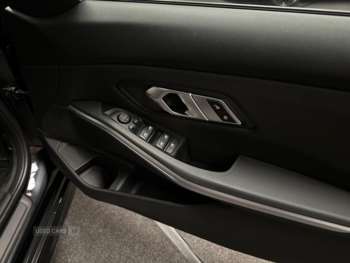 Used BMW 3 Series 2019 for sale - 74121388: Photo