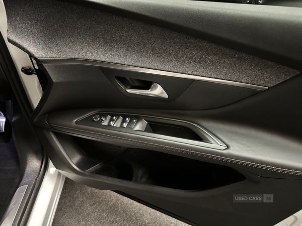 Used Peugeot 3008 2018 for sale - 76574081: Photo 3