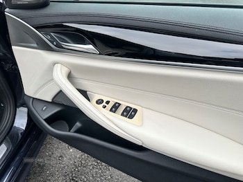 Used BMW 5 Series 2019 for sale - 79034888: Photo