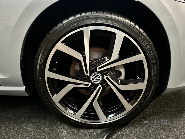 Used Volkswagen Golf 2016 for sale - 76927296: Photo 2