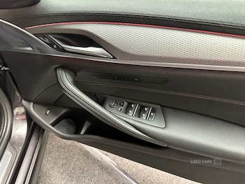 Used BMW 5 Series 2018 for sale - 75540624: Photo