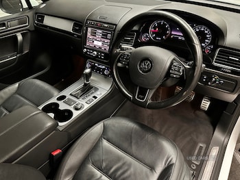 Used Volkswagen Touareg 2016 for sale - 75402781: Photo