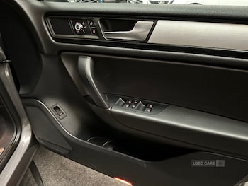 Used Volkswagen Touareg 2013 for sale - 76419351: Photo