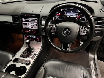 Used Volkswagen Touareg 2013 for sale - 76419351: Photo