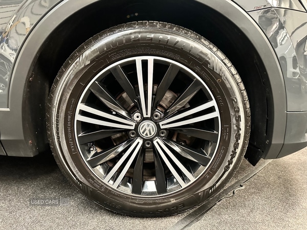 Used Volkswagen Tiguan 2018 for sale - 77456769: Photo 3