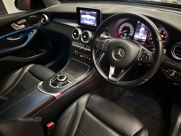 Used Mercedes-Benz GLC 2019 for sale - 76574109: Photo 4