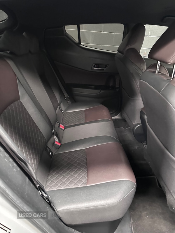 Used Toyota C-HR 2018 for sale - 78136640: Photo 15