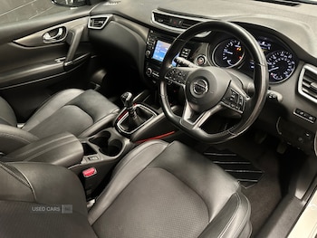 Used Nissan Qashqai 2018 for sale - 76085635: Photo