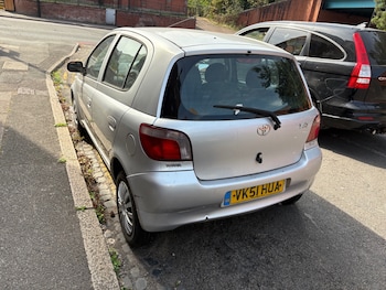 Used Toyota Yaris 2001 for sale - 75633201: Photo