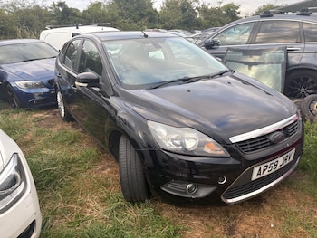 Used Ford Focus 2010 for sale - 75634051: Photo