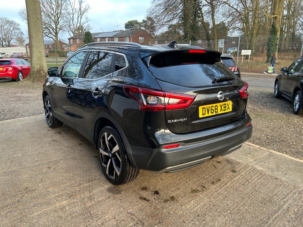 Used Nissan Qashqai 2018 for sale - 77806504: Photo 4