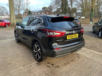 Used Nissan Qashqai 2018 for sale - 77806504: Photo