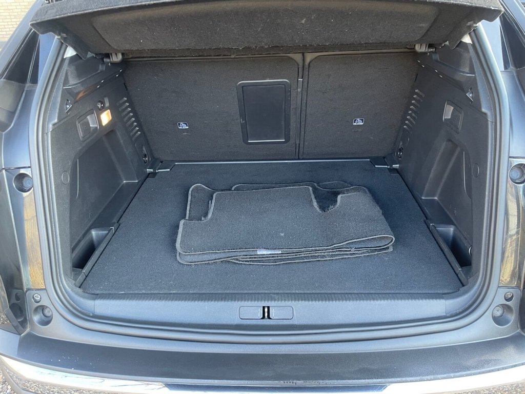 Used Peugeot 3008 2018 for sale - 77733911: Photo 8