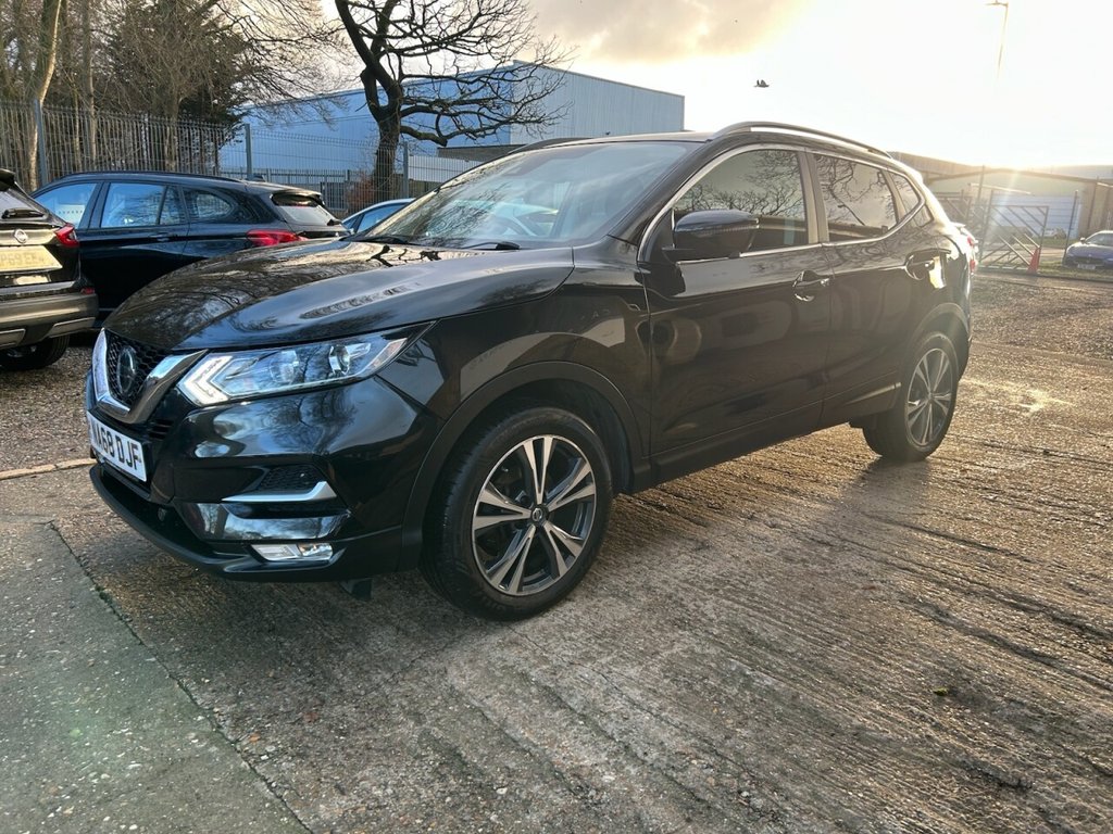 Used Nissan Qashqai 2018 for sale - 77659818: Photo 4